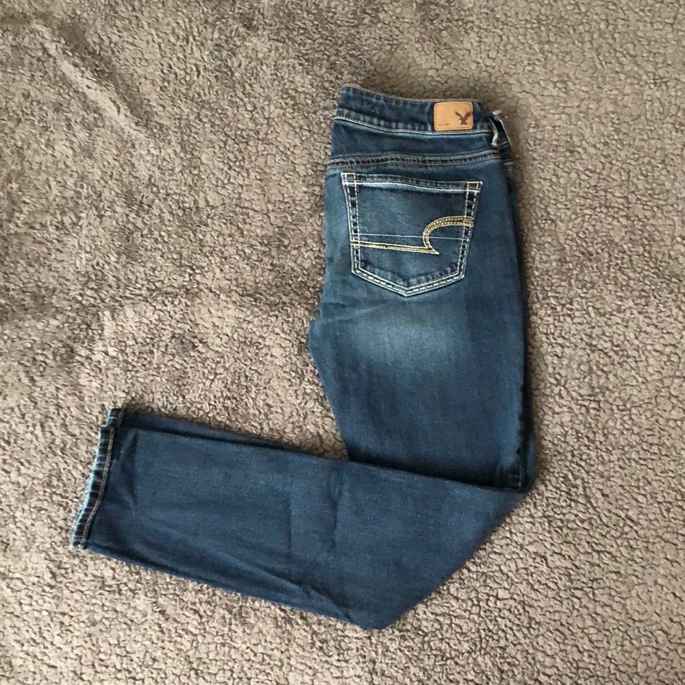 American Eagle studded pocket short skinny jean